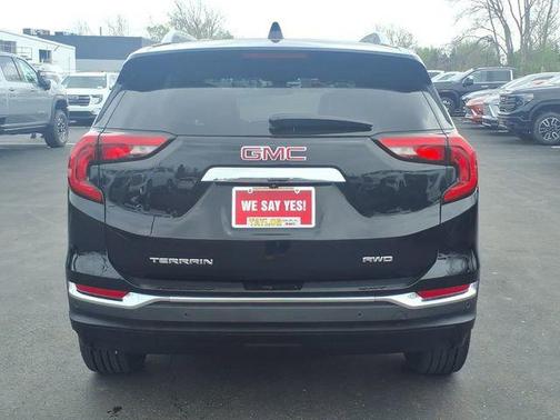 Ebony Twilight Metallic 2021 GMC Terrain SLT