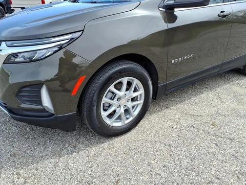 Harvest Bronze Metallic 2023 Chevrolet Equinox 1LT