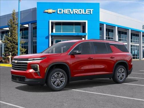 Radiant Red Tintcoat 2026 Chevrolet Traverse LT