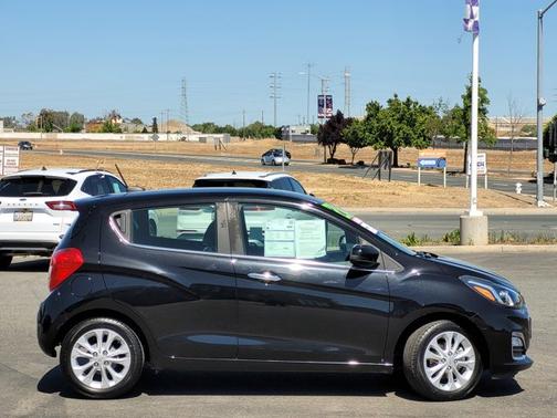 2021 Chevrolet Spark LT W/2LT