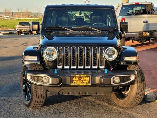 2023 Jeep Wrangler SAHARA