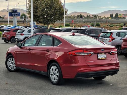 2020 Ford Fusion S