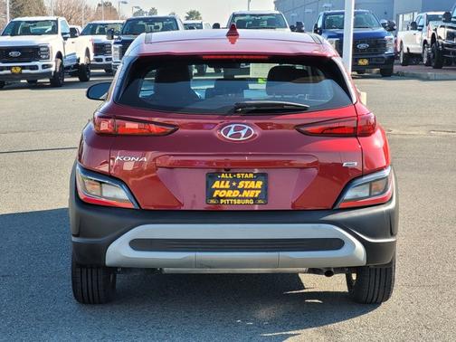 2023 Hyundai KONA SE
