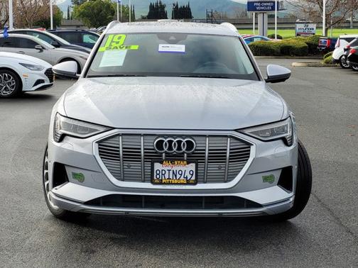 2019 Audi e-tron QUATTRO PREMIUM PLUS