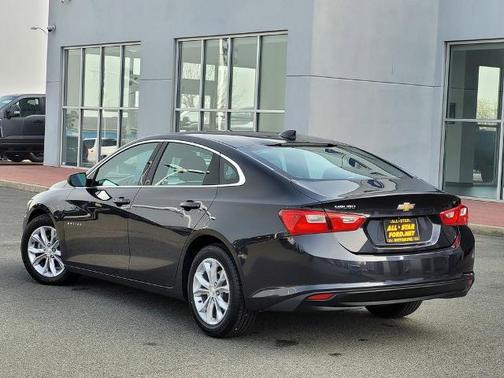 2023 Chevrolet Malibu LT W/1LT
