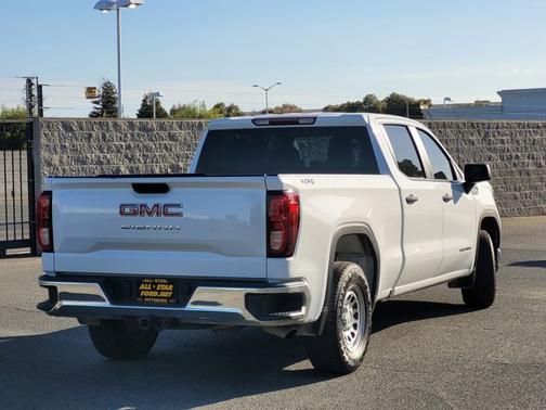 2023 GMC Sierra 1500 PRO