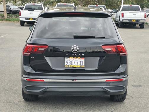 2022 Volkswagen Tiguan 2.0T SE