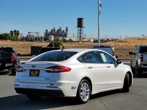 2020 Ford Fusion Energi TITANIUM