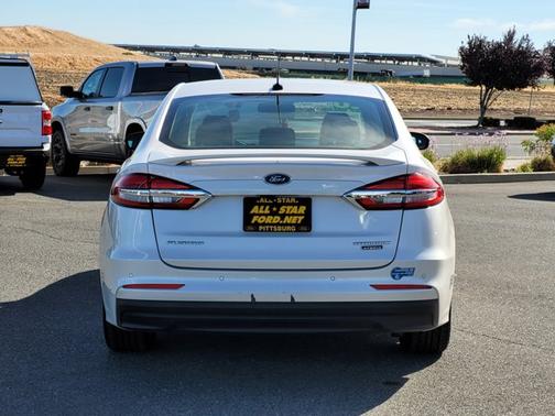 2020 Ford Fusion Energi TITANIUM