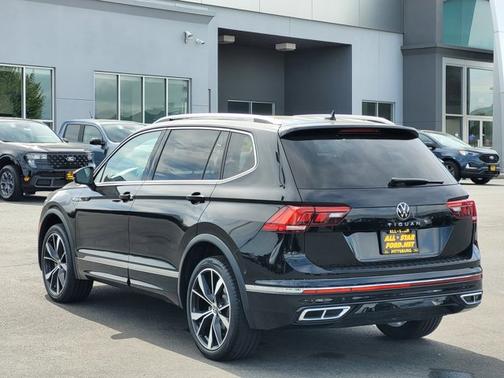 2022 Volkswagen Tiguan 2.0T SEL R-LINE