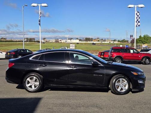 2023 Chevrolet Malibu LS