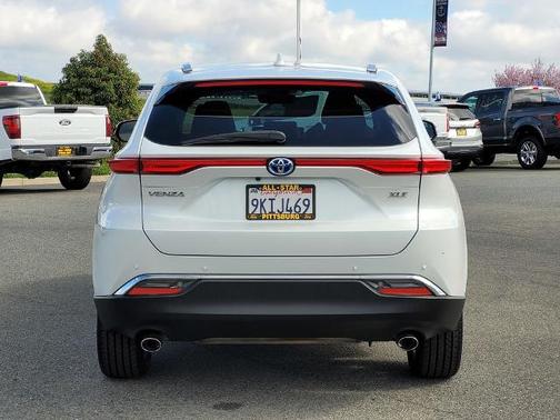 2024 Toyota Venza XLE