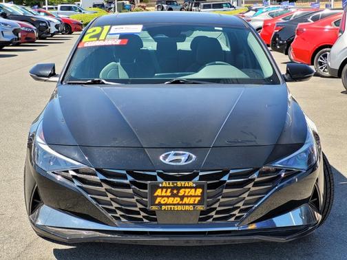 2021 Hyundai ELANTRA SEL