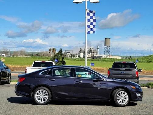 2023 Chevrolet Malibu LT W/1LT