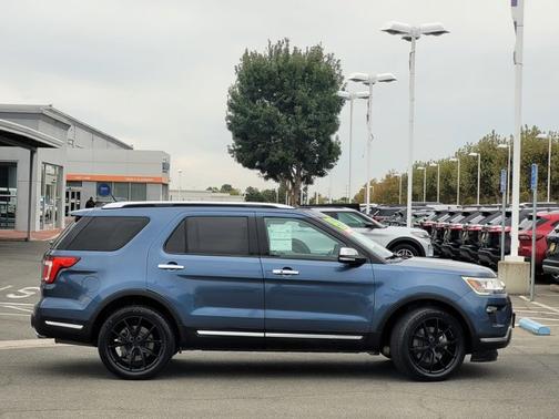 2019 Ford Explorer PLATINUM