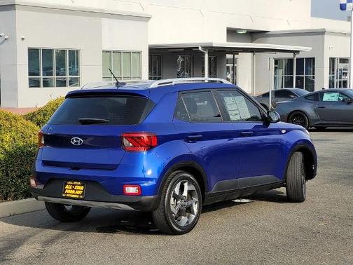 2023 Hyundai VENUE LIMITED