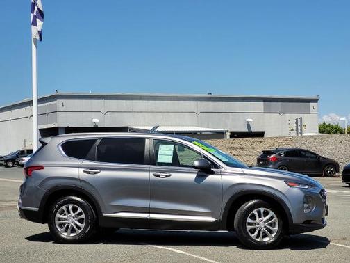 Machine Gray 2019 Hyundai SANTA FE 2.4 SE
