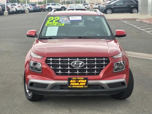 2022 Hyundai VENUE SEL