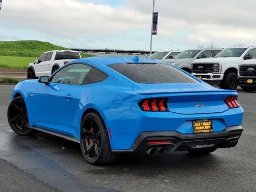 2024 Ford Mustang 