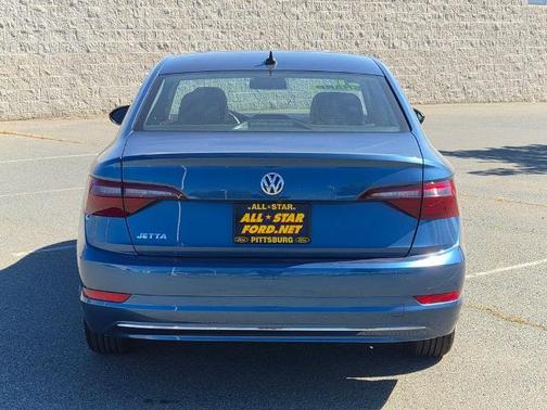 Silk Blue Metallic 2021 Volkswagen Jetta 1.4T SE