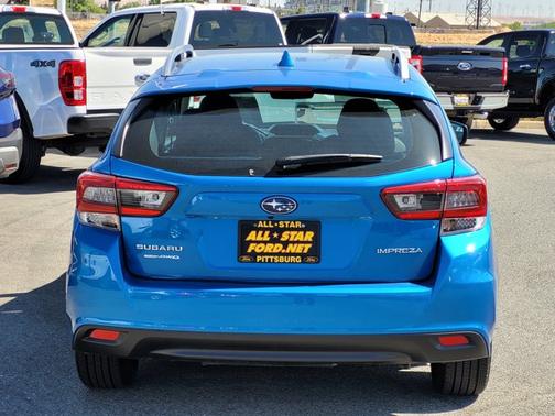 2023 Subaru Impreza PREMIUM