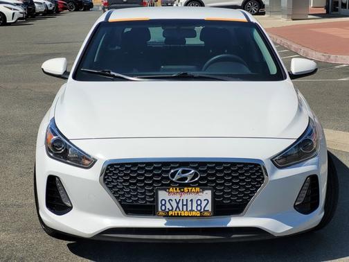 2020 Hyundai Elantra GT BASE