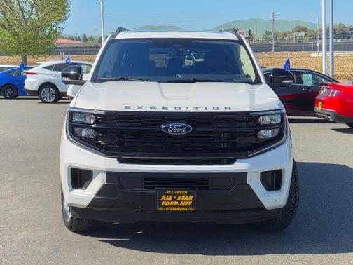 STAR WHITE MET TRI-COAT 2025 Ford Expedition Max ACTIVE