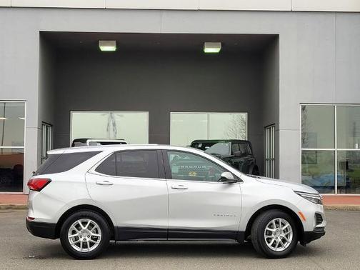 2022 Chevrolet Equinox LT W/1LT