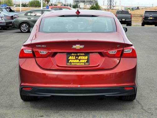 2024 Chevrolet Malibu LT W/1LT