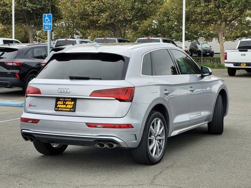 2022 Audi SQ5 3.0T QUATTRO PREMIUM