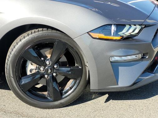 2021 Ford Mustang ECOBOOST
