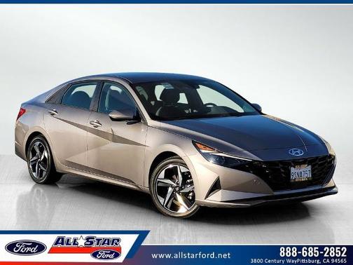 2023 Hyundai ELANTRA SEL