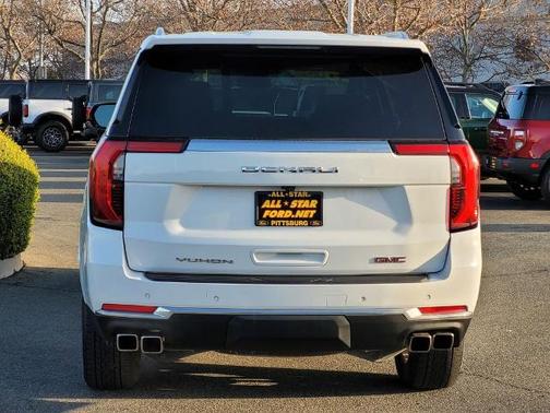 2025 GMC Yukon DENALI