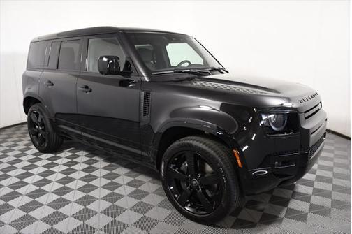 2025 Land Rover Defender 110 P500 X-Dynamic SE