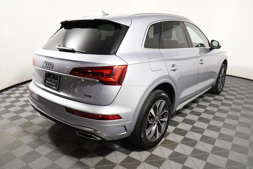 2024 Audi Q5 45 S line Premium Plus