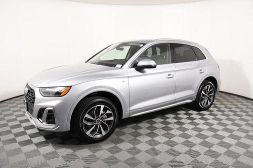 2024 Audi Q5 45 S line Premium Plus