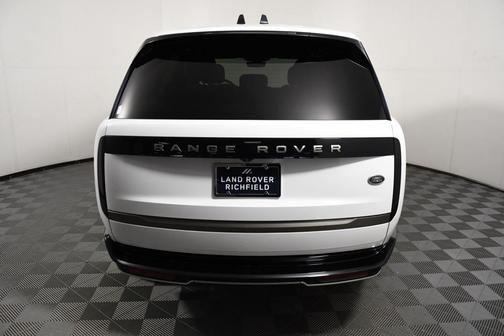 2023 Land Rover Range Rover P400 SE