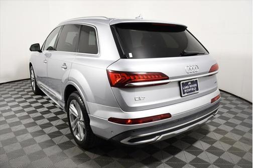 2022 Audi Q7 55 Premium Plus