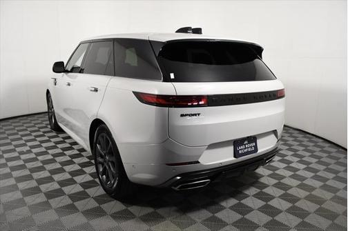 2024 Land Rover Range Rover Sport SE