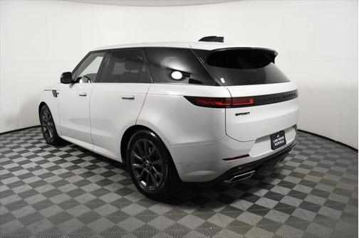 2024 Land Rover Range Rover Sport SE