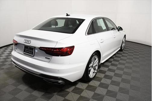 2024 Audi A4 45 S line Premium Plus