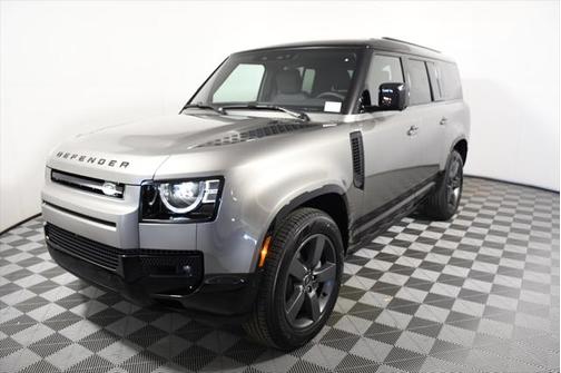 2025 Land Rover Defender 130 P400 X-Dynamic SE