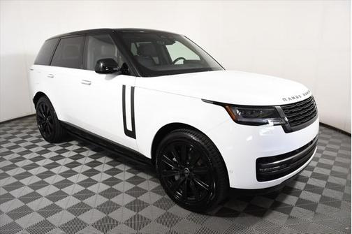 2025 Land Rover Range Rover P530 SE