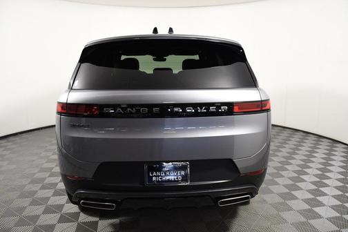 2025 Land Rover Range Rover Sport SE