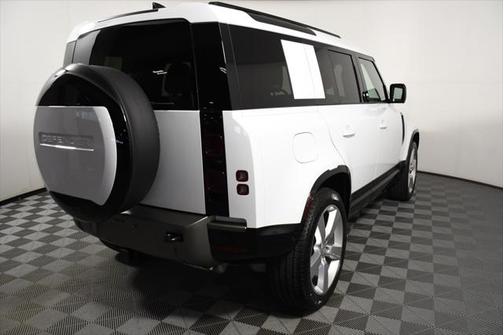2025 Land Rover Defender 110 P400 X-Dynamic SE