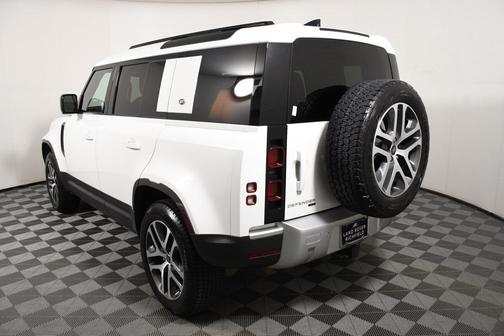 2023 Land Rover Defender 110 SE