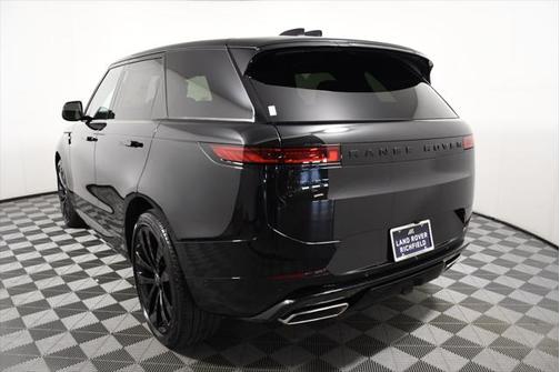 2025 Land Rover Range Rover Sport SE