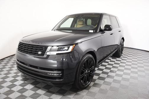 2025 Land Rover Range Rover P530 SE