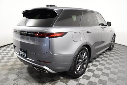 2024 Land Rover Range Rover Sport SE