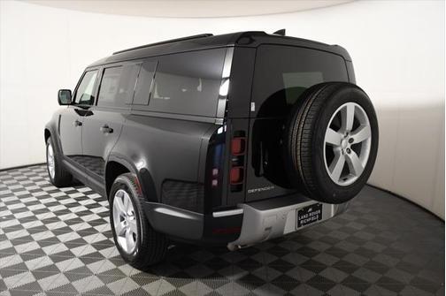 2025 Land Rover Defender 130 P300 S